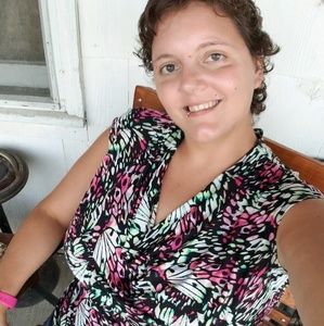 Meet your Posher, Bethany